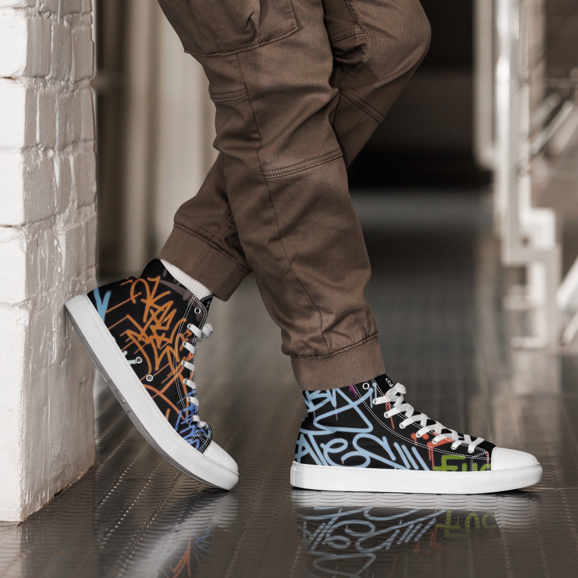 Zapatillas de lona de caña alta negra para hombre /Graffitti line – Calzado Vista frontal