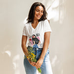 Camiseta suelta cuello pico, line Call Me – Camisetas Vista 6